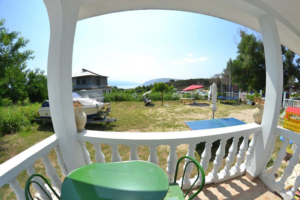 Apartmani Jenny I Tania Lopar Luaran gambar