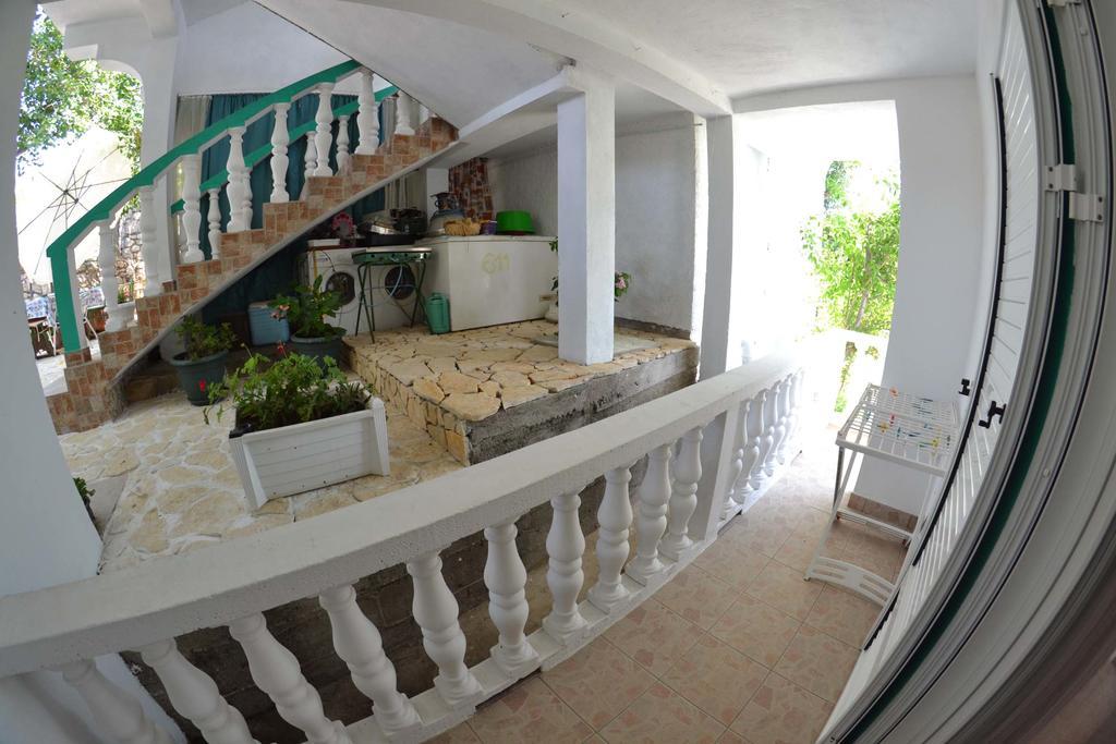 Apartmani Jenny I Tania Lopar Luaran gambar