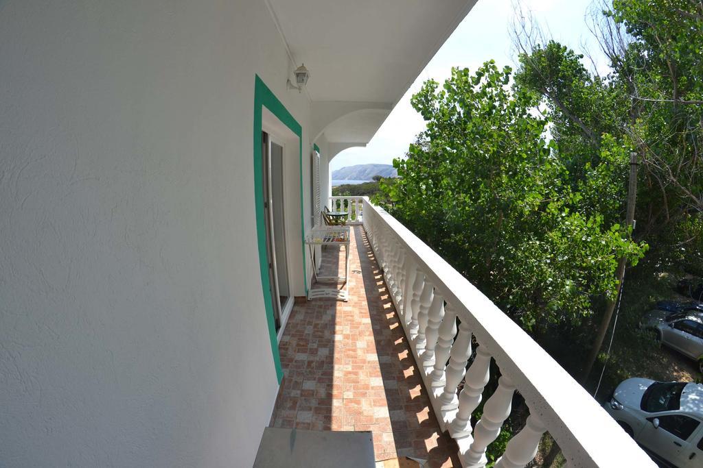 Apartmani Jenny I Tania Lopar Luaran gambar