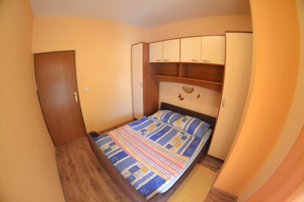 Apartmani Jenny I Tania Lopar Luaran gambar