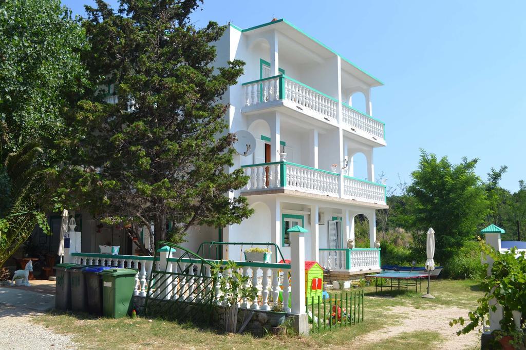 Apartmani Jenny I Tania Lopar Luaran gambar